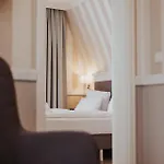 Strandperle Iv Jahreszeiten Hotell Ostseebad Kühlungsborn