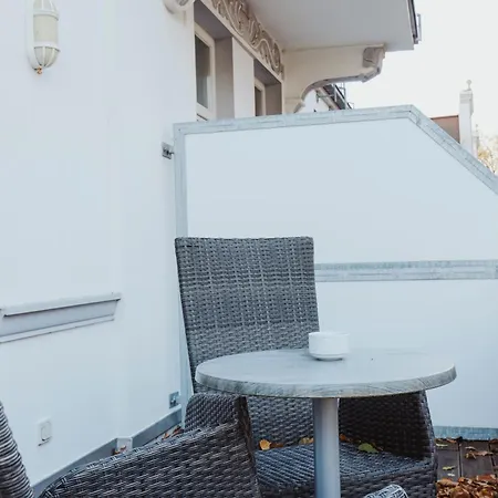 Hotell Strandperle Iv Jahreszeiten